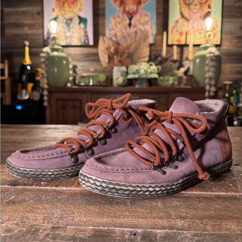 Free People Moccasin-Style Suede Ankle Shoes in Dusty Mauve with Rust Laces